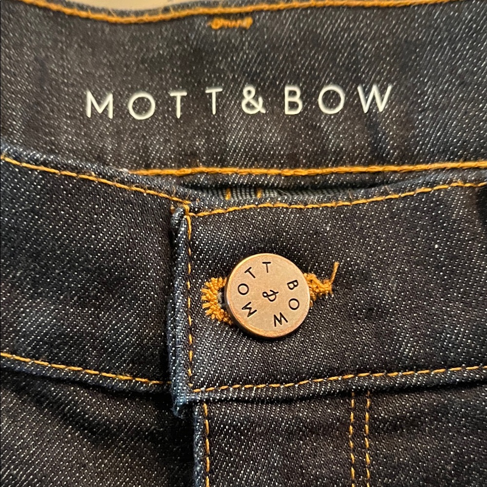 Mott & Bow Jeans - Picture 2 of 6